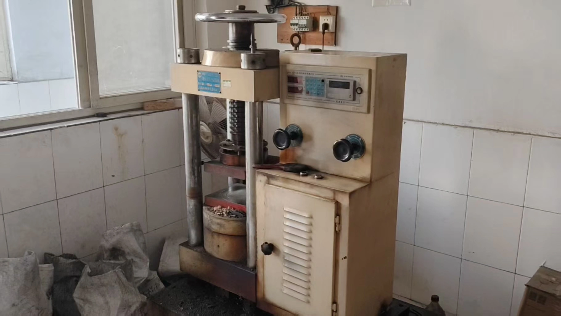 product-496-372 product-496-372